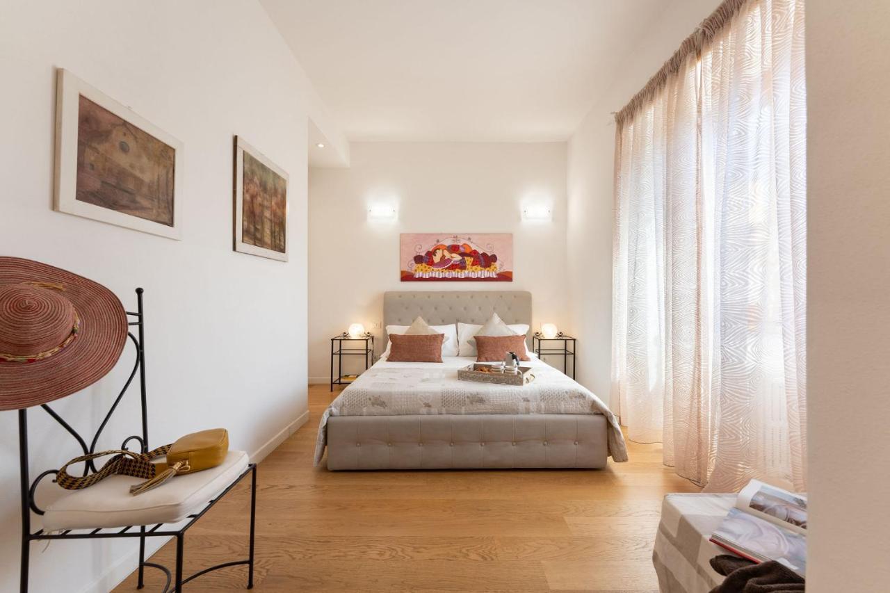 Santa Maria Novella - Flo Apartments Флоренция Екстериор снимка